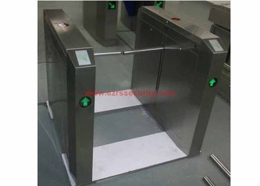 เกรดสูง Drop Arm Barrier ประตูที่มีห้องสุขาการชำระเงินการควบคุมการเข้าถึงเหรียญ