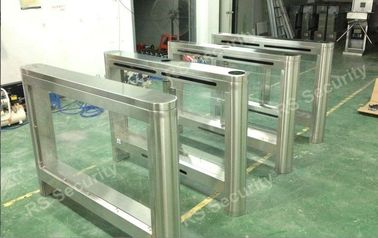 การรักษาความปลอดภัยสูงสวิง Barrier ประตูกันน้ำ RIFD สมาร์ทระบบประตูหมุน