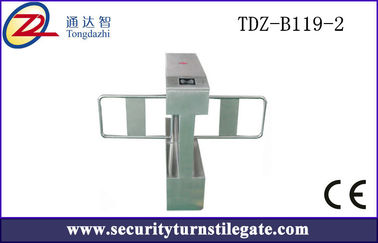 OEM Pedestrian Automatic อุปสรรค ประตูรั้ว Swing กับผู้อ่านการควบคุมการเข้าถึง RFID กันน้ำ