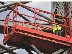 ลิฟท์ 6m แนวตั้ง Telescoping Self Propelled ขากรรไกรกับแพลตฟอร์มขยายเดี่ยว
